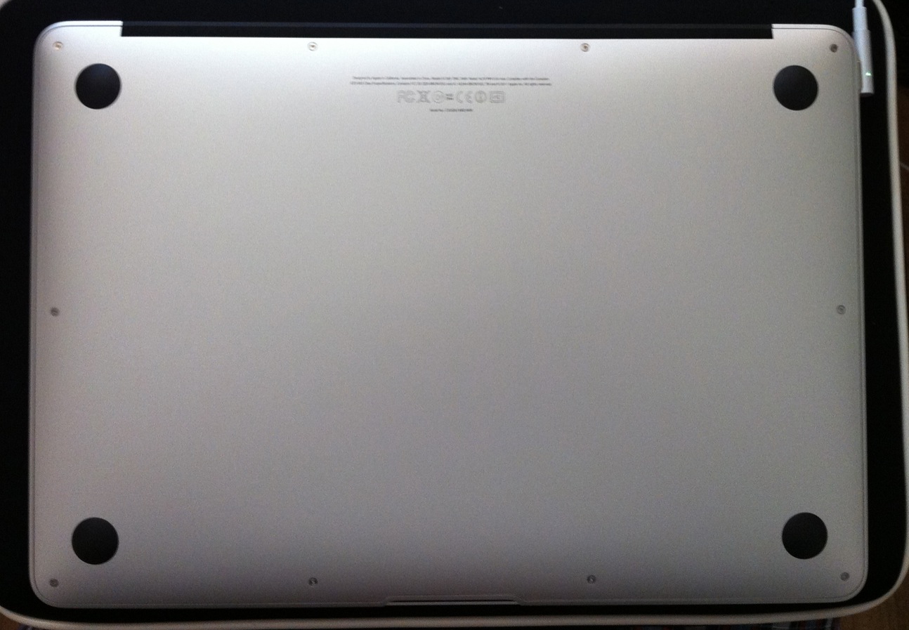 2011款MacBook Air 13"*i7-下面图